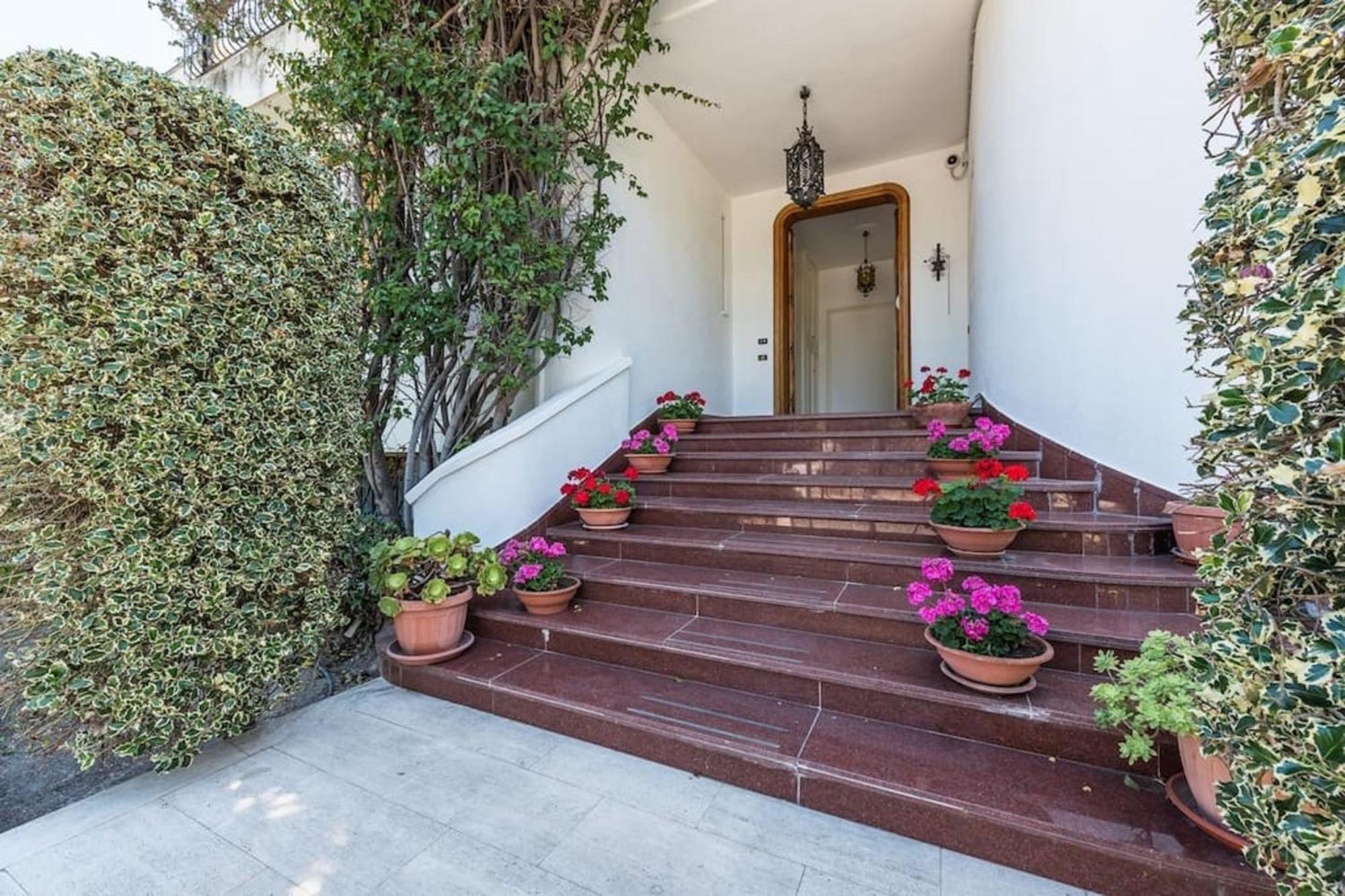 Villa Mary - Oroblu Трані Екстер'єр фото